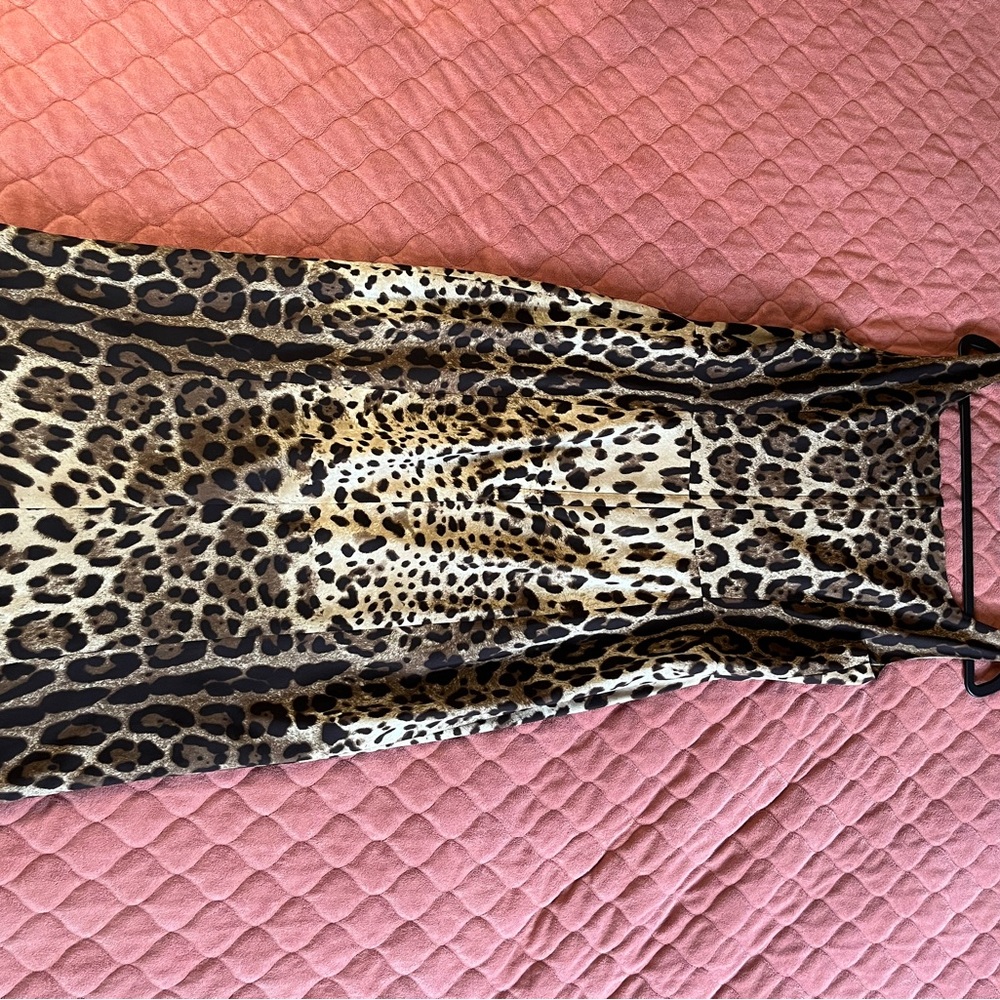 Dolce&Gabbana Leopard Print Sleeveless Silk Dress - Picture 2 of 4